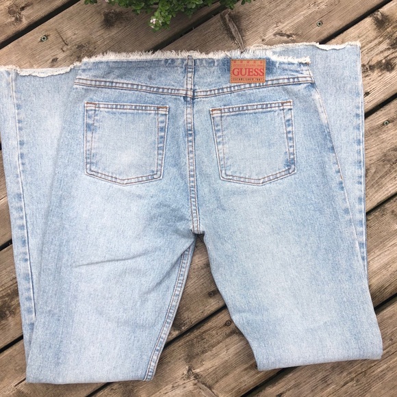 Vintage Guess frayed hem jeans - Picture 4 of 8